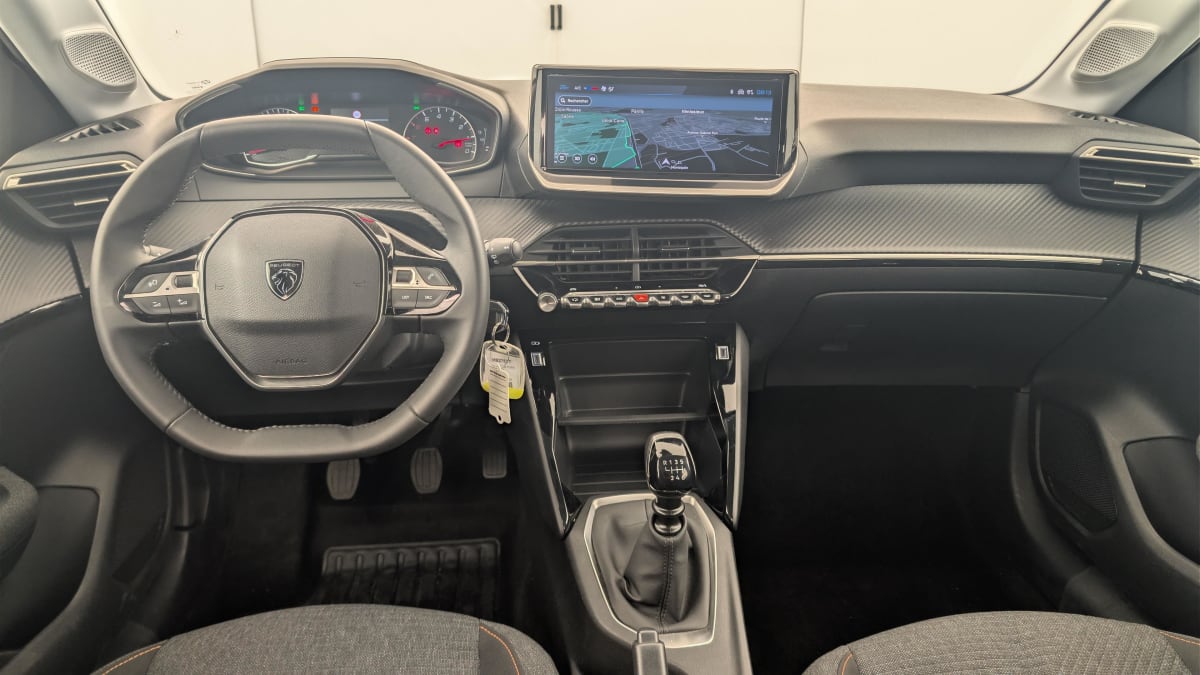Peugeot 208 - Image 13