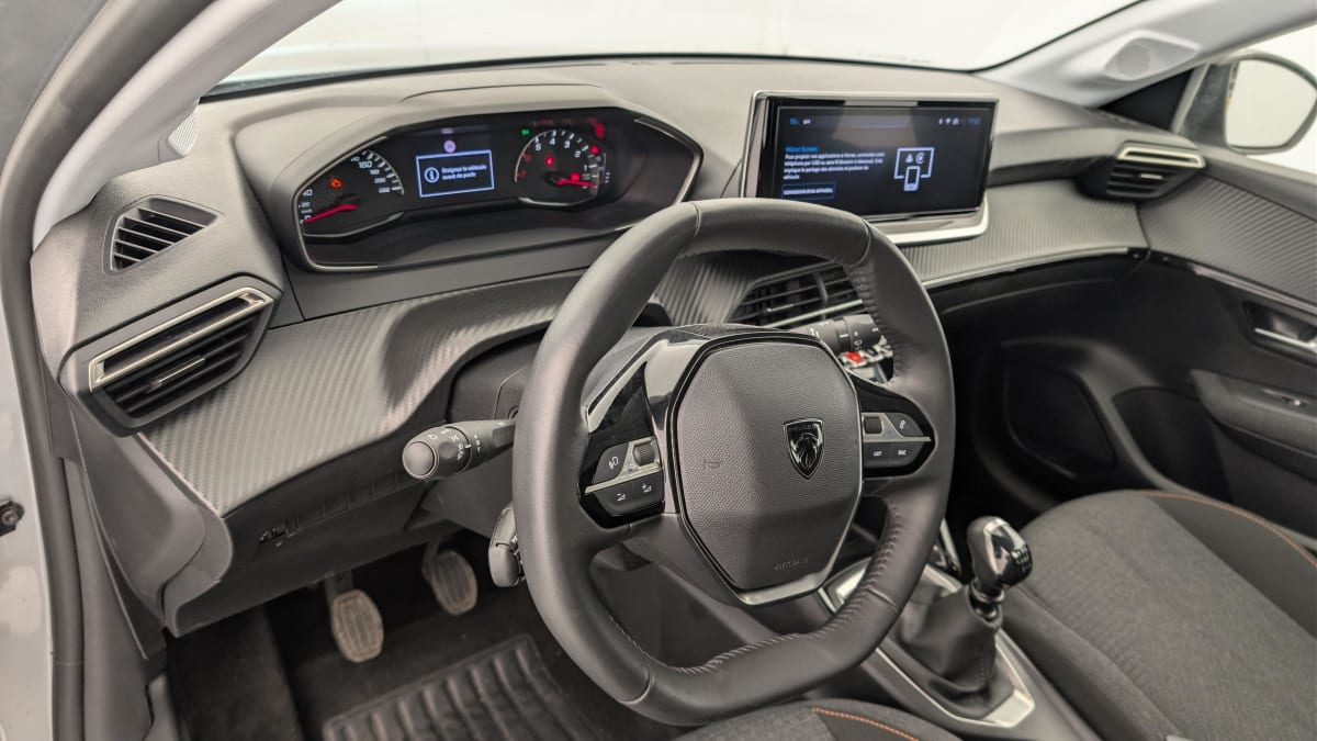 Peugeot 208 - Image 15