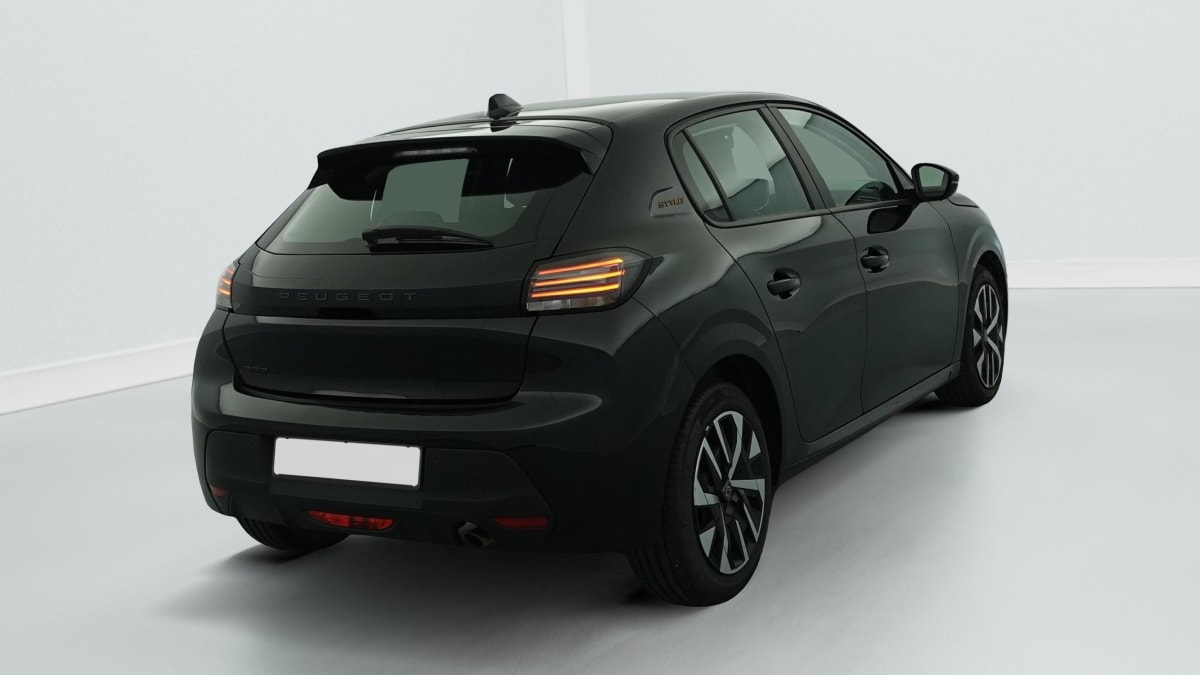 Peugeot 208 - Image 7