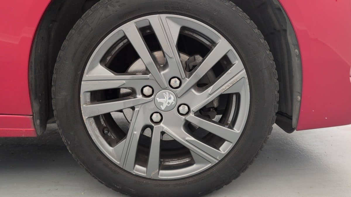 Peugeot 208 - Image 26
