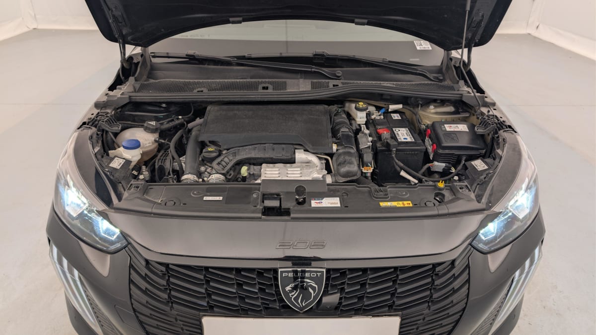 Peugeot 208 - Image 21