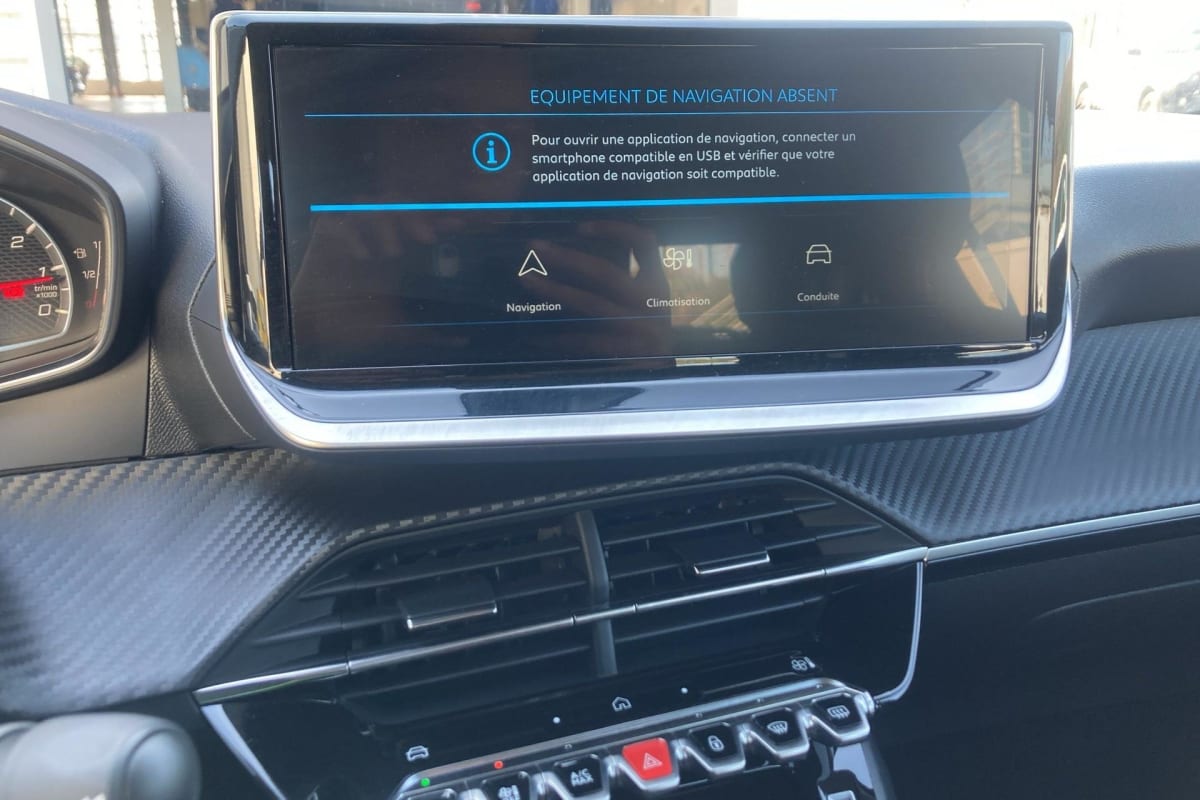 Peugeot 208 - Image 19