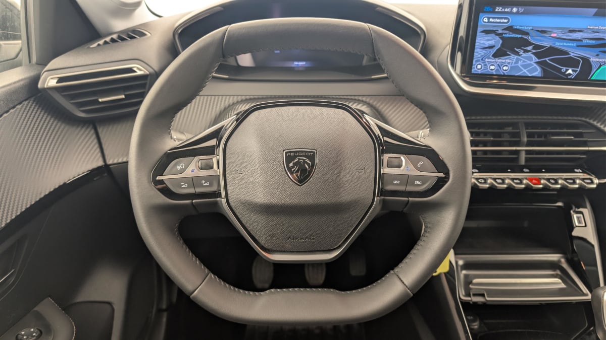 Peugeot 208 - Image 14