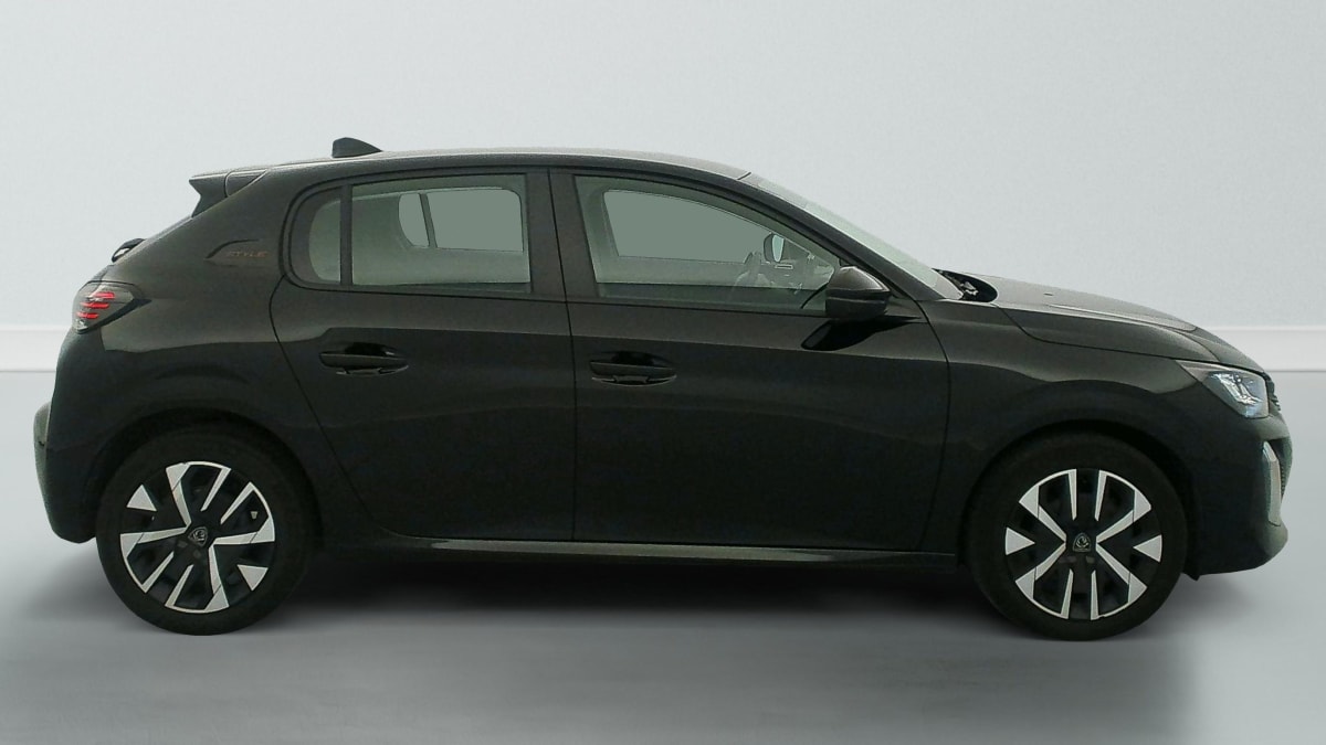 Peugeot 208 - Image 8