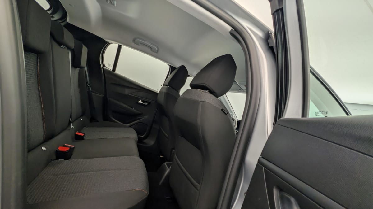Peugeot 208 - Image 10