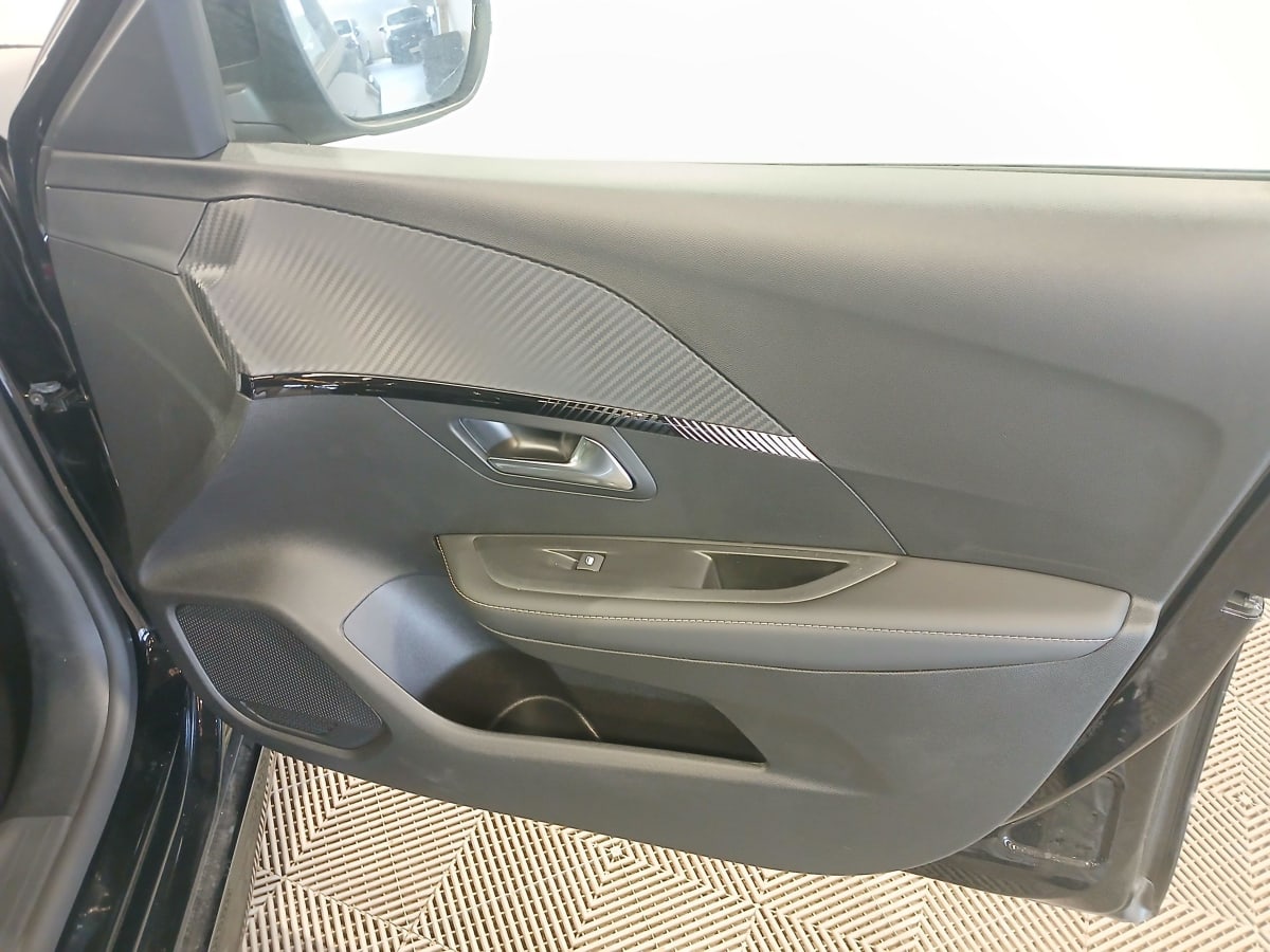 PEUGEOT 208 HYBRID 100 E-DCS6 ALLURE