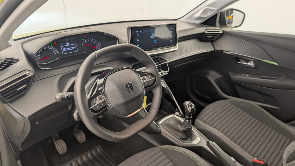 Peugeot 208 - Image 15