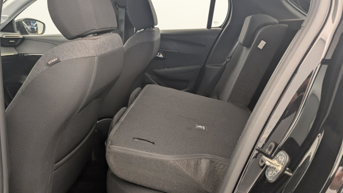 Peugeot 208 - Image 12