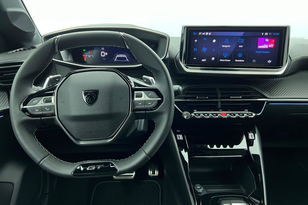 PEUGEOT 208 HYBRID 136 E-DCS6 GT