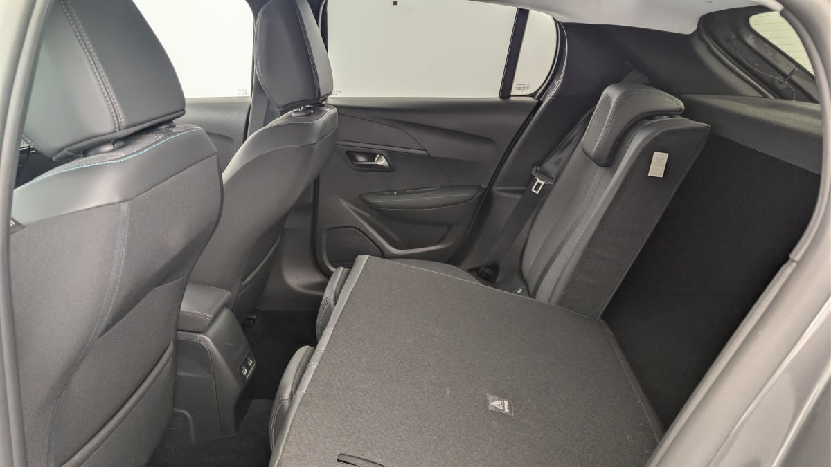 Peugeot 208 - Image 12