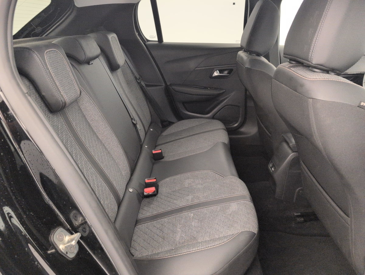 Peugeot 208 - Image 10