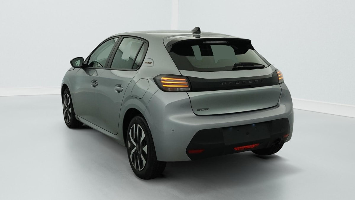 PEUGEOT 208 100 STYLE