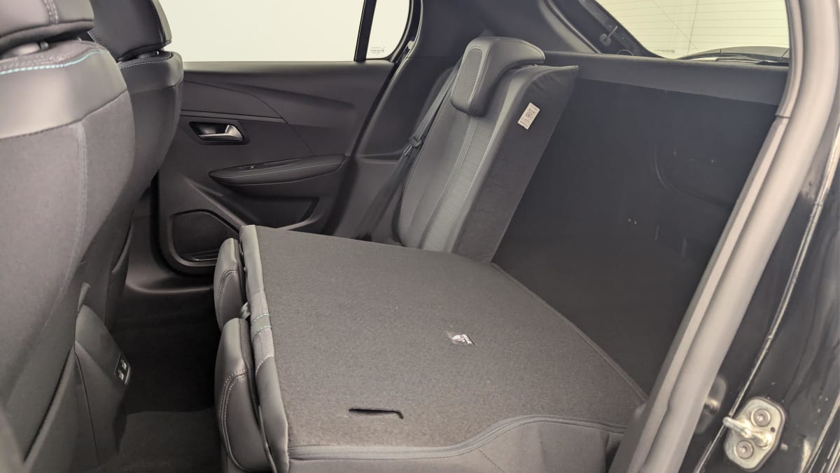 Peugeot 208 - Image 12