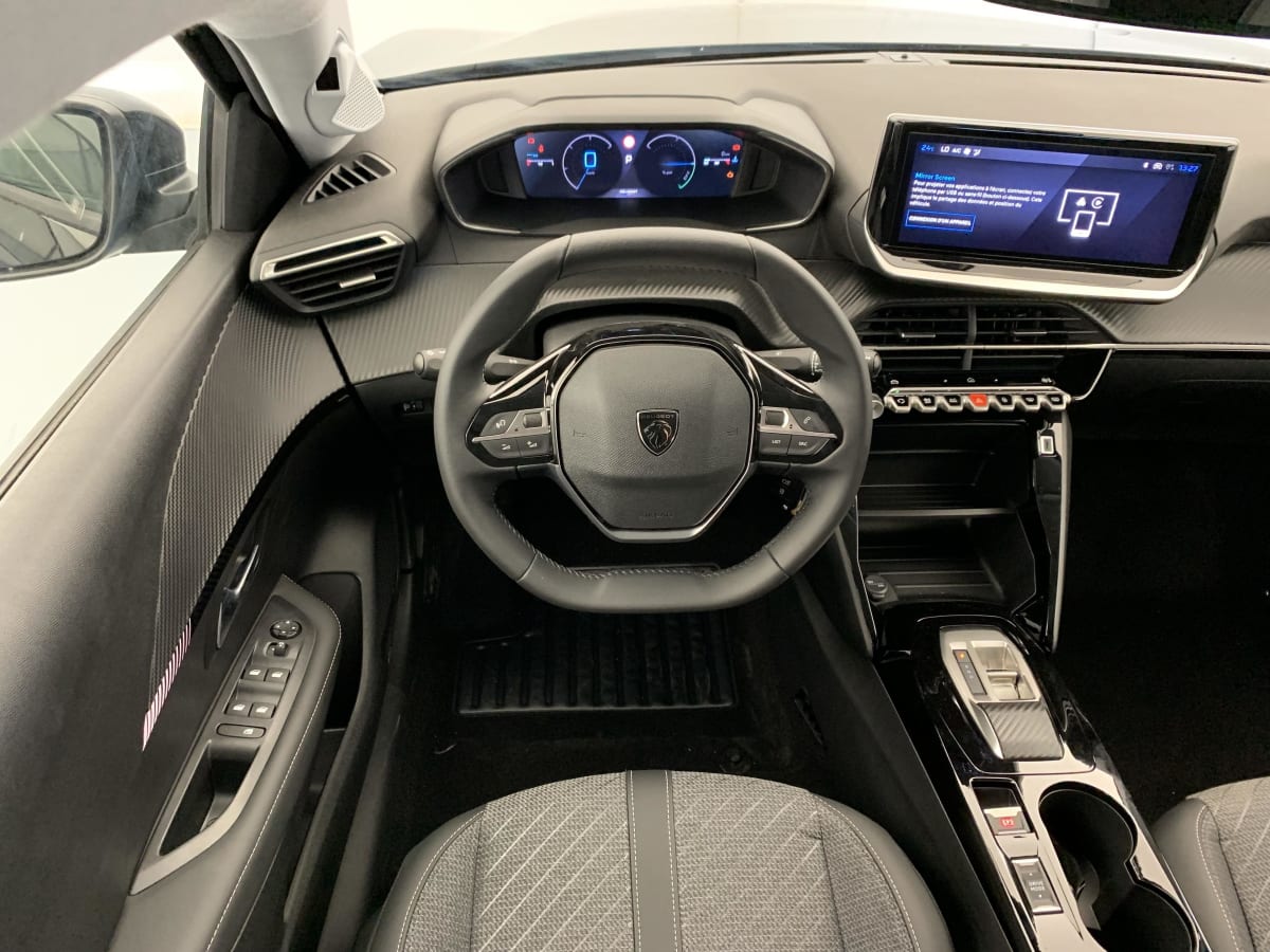 Peugeot 208 - Image 37