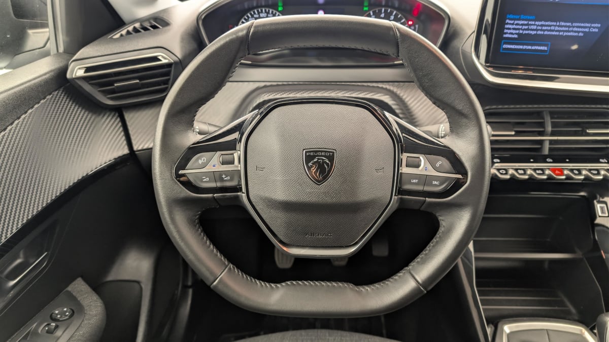 Peugeot 208 - Image 14