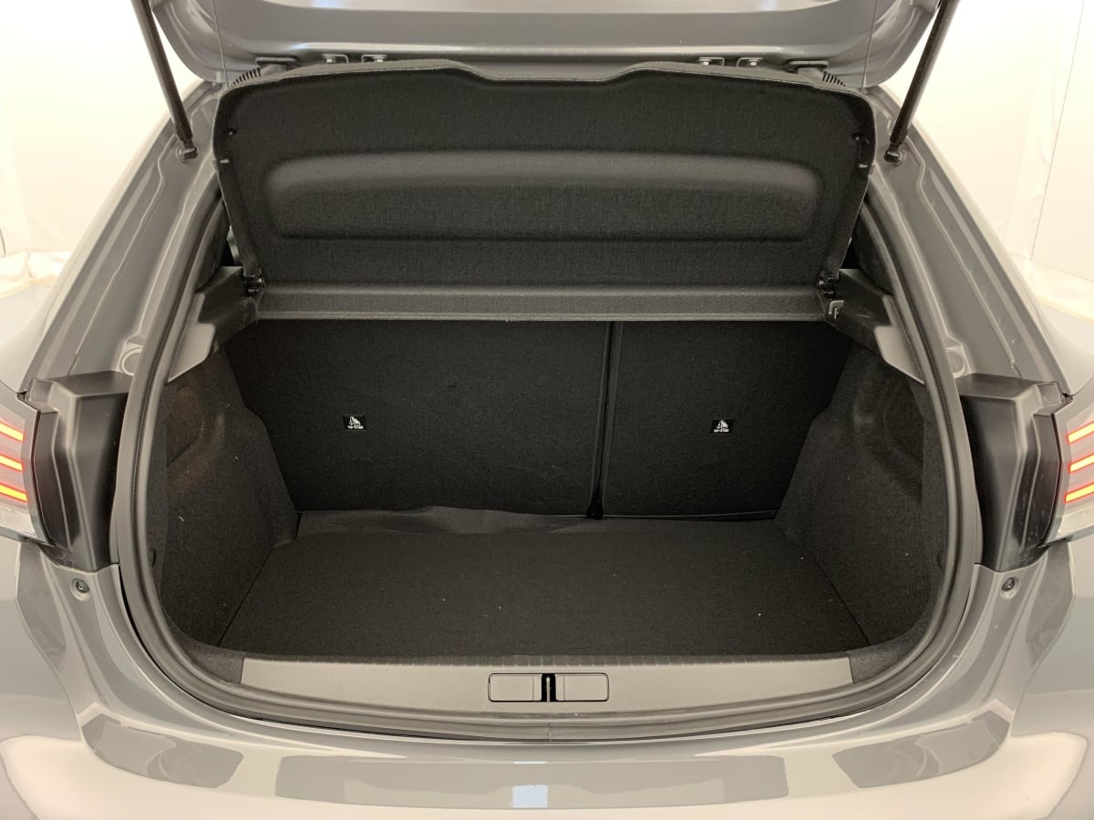 Peugeot 208 - Image 11