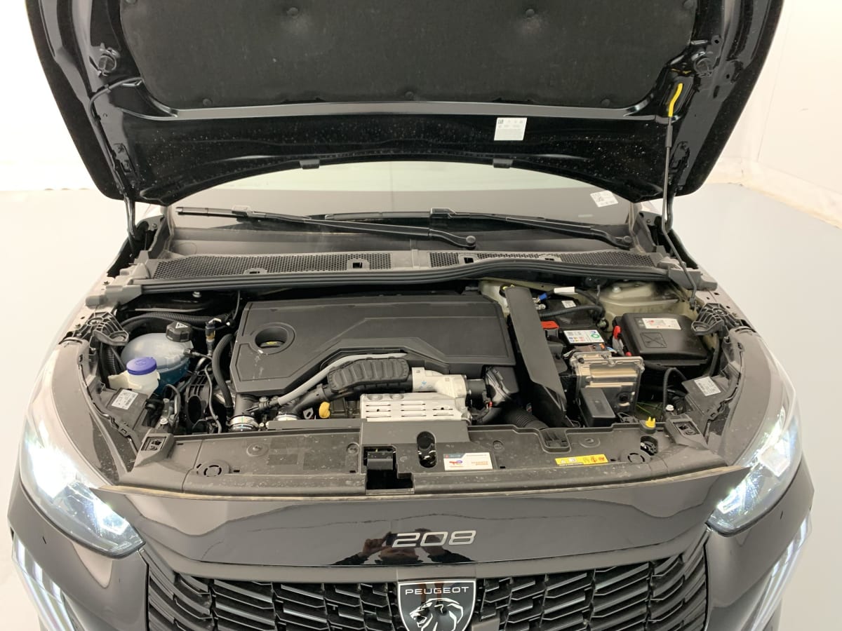 Peugeot 208 - Image 144