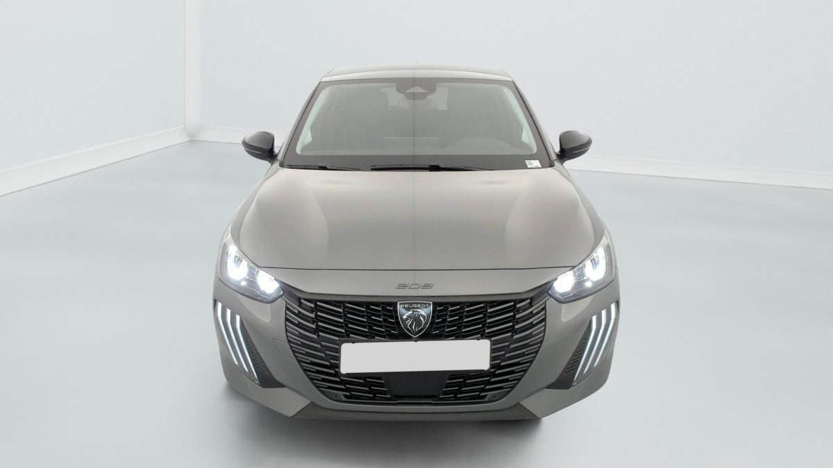 Peugeot 208 - Image 2