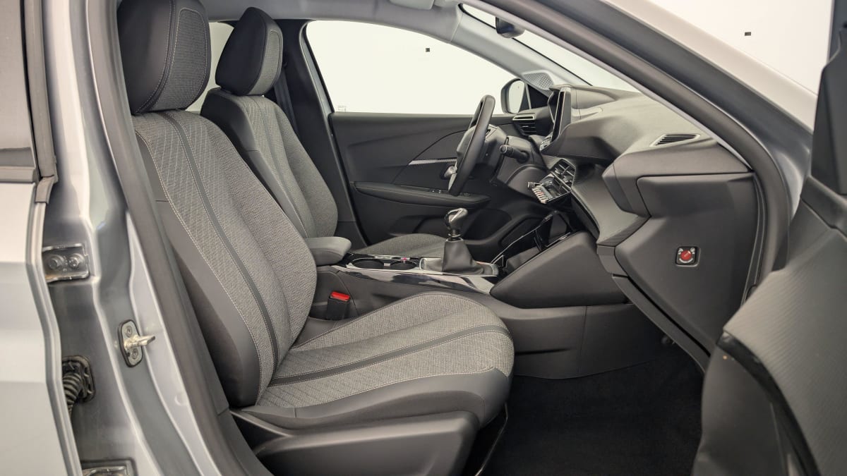 PEUGEOT 208 PURETECH 100 ALLURE