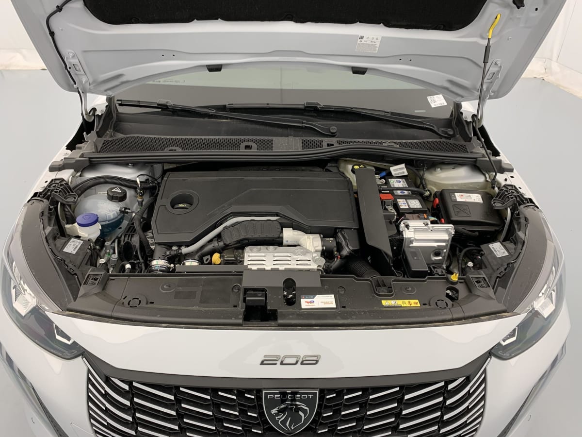 Peugeot 208 - Image 92