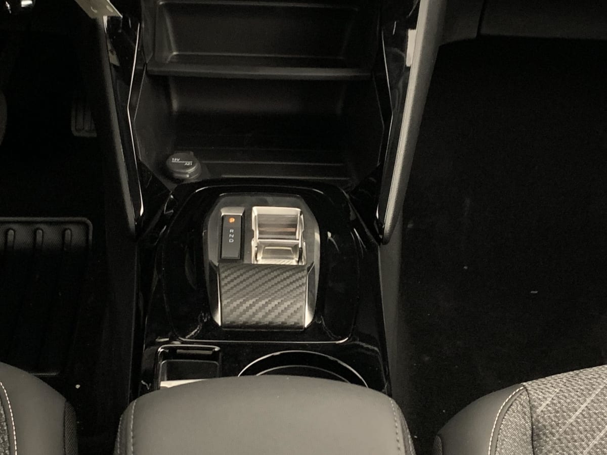Peugeot 208 - Image 16
