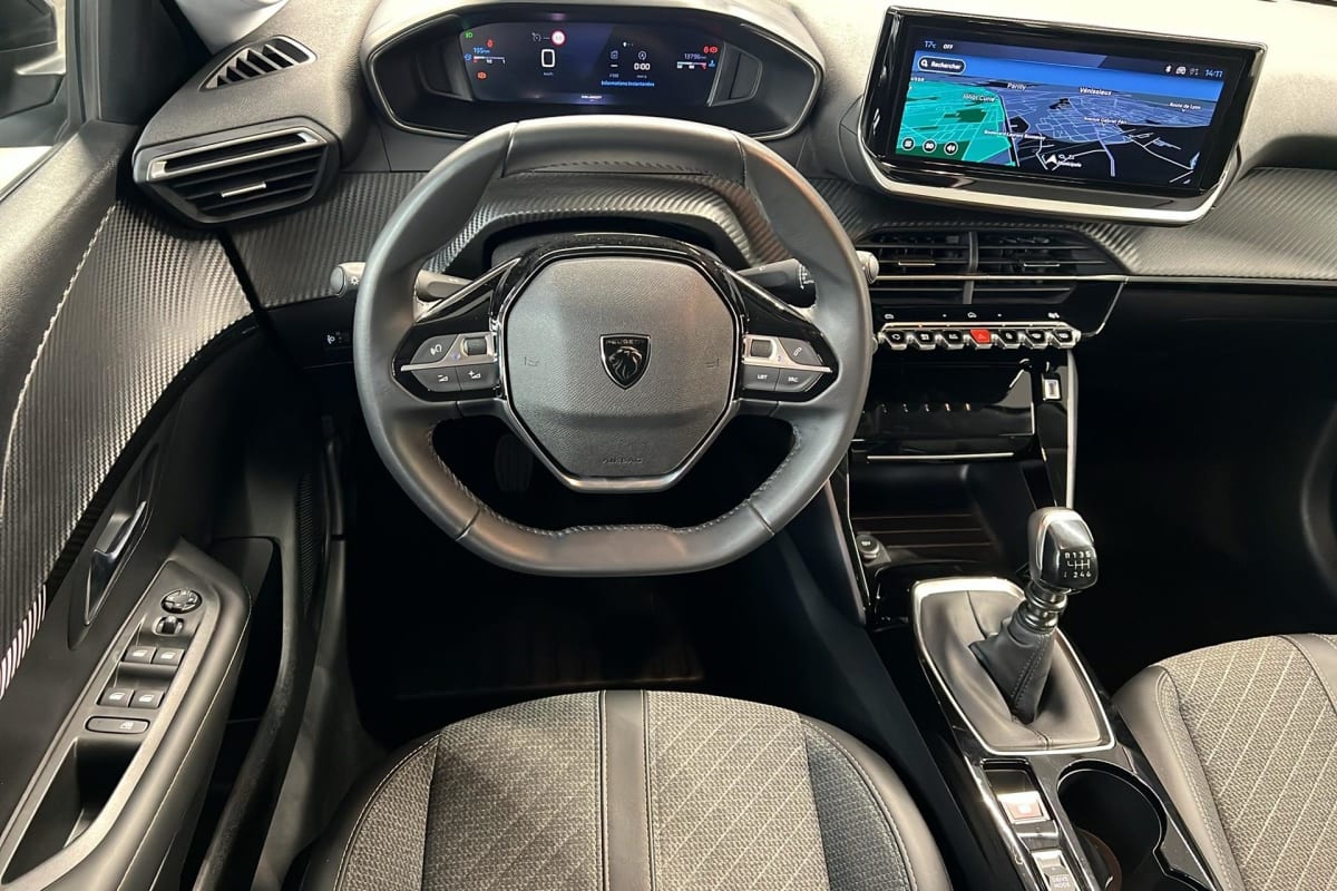 Peugeot 208 - Image 13