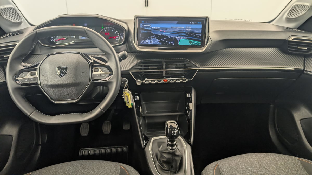 Peugeot 208 - Image 13