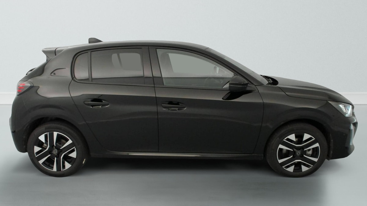 Peugeot 208 - Image 128