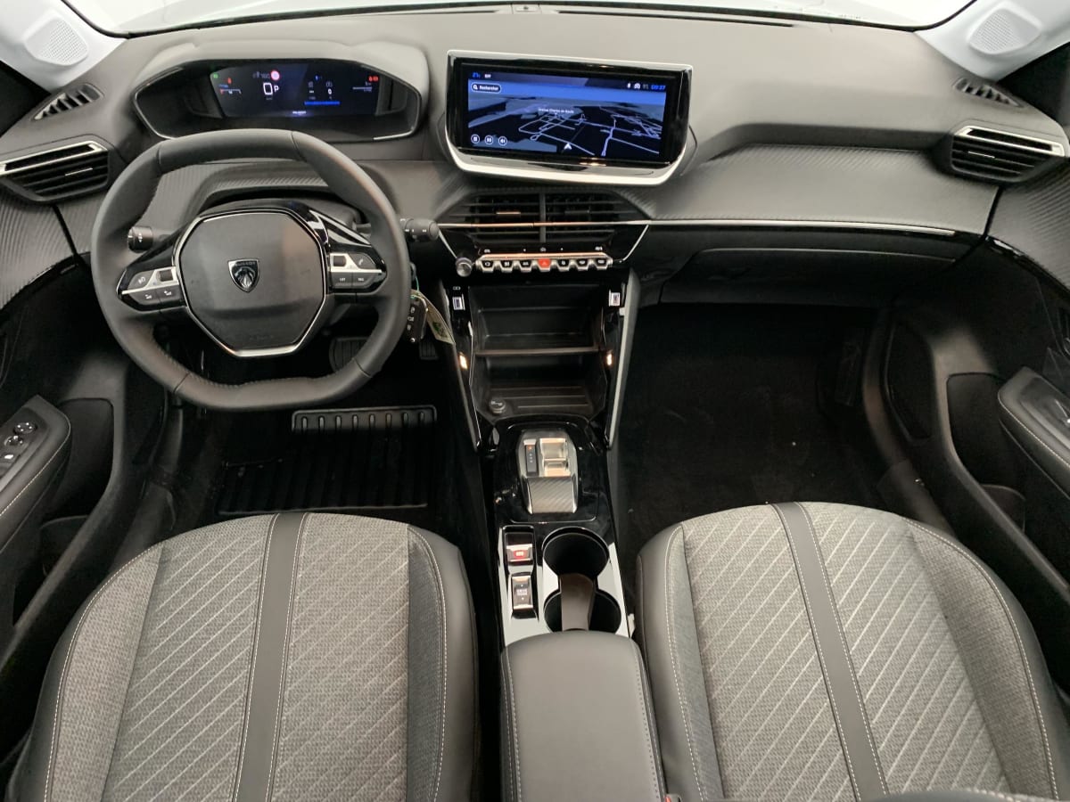 Peugeot 208 - Image 132