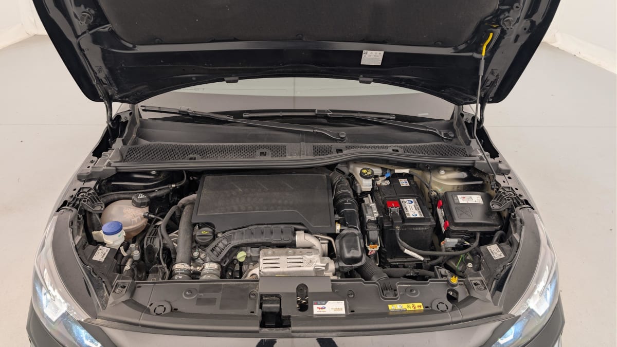 Peugeot 208 - Image 19