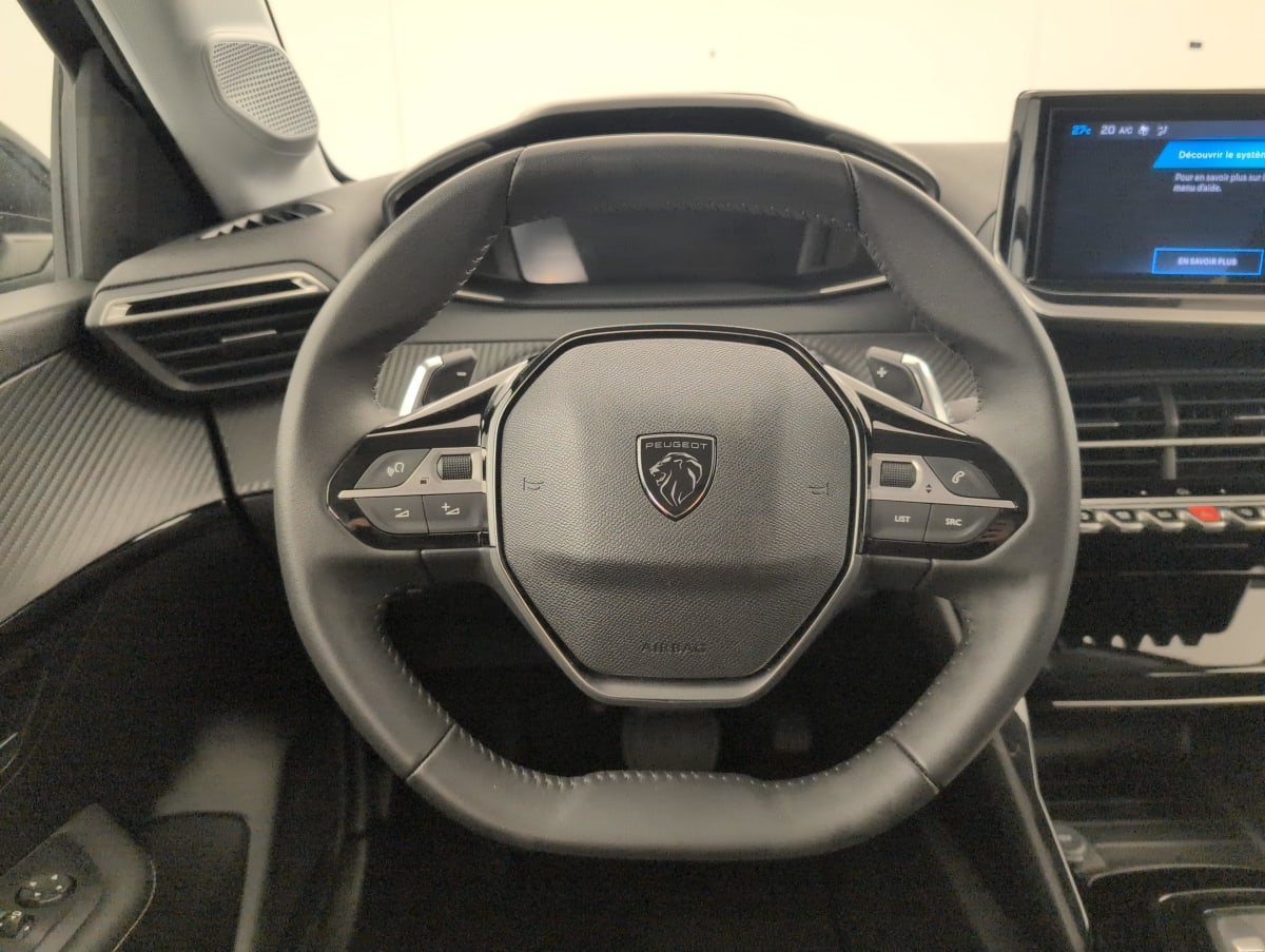 Peugeot 208 - Image 13