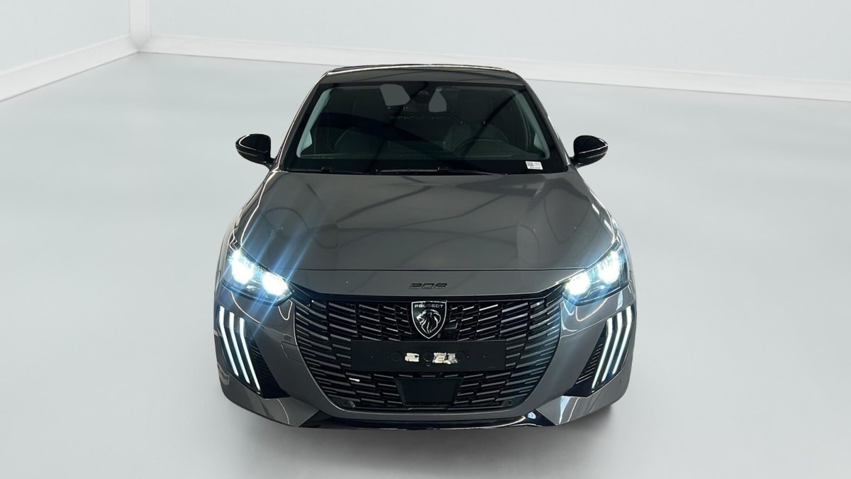 Peugeot 208 - Image 2