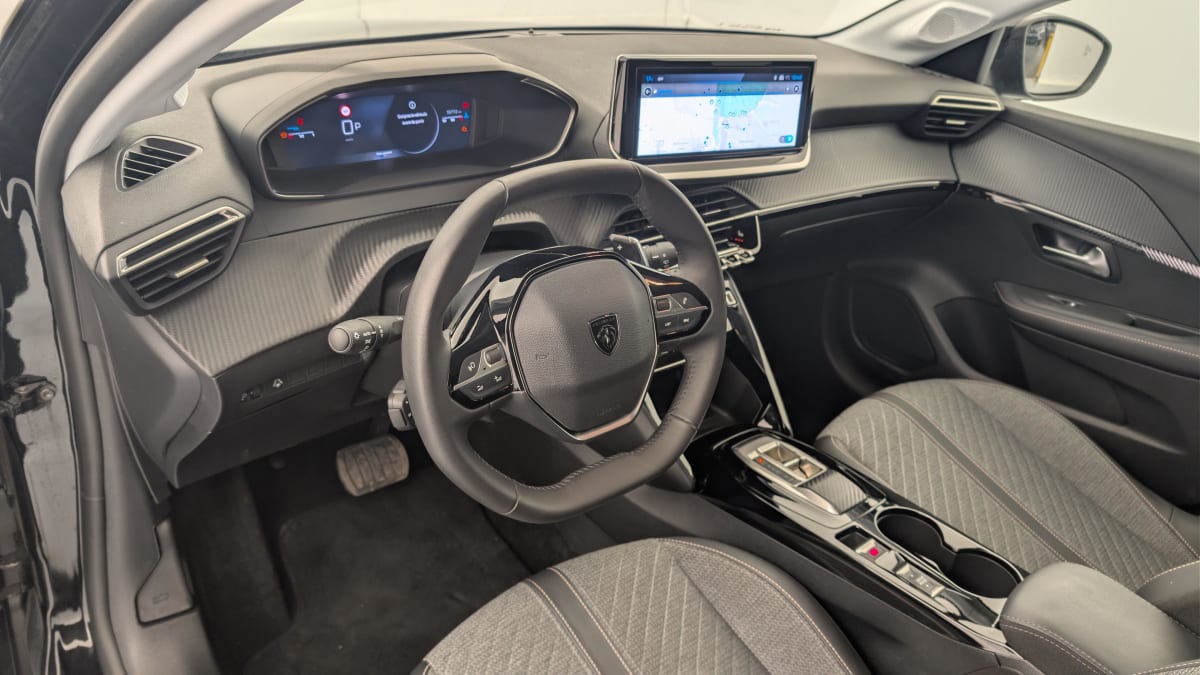 Peugeot 208 - Image 15