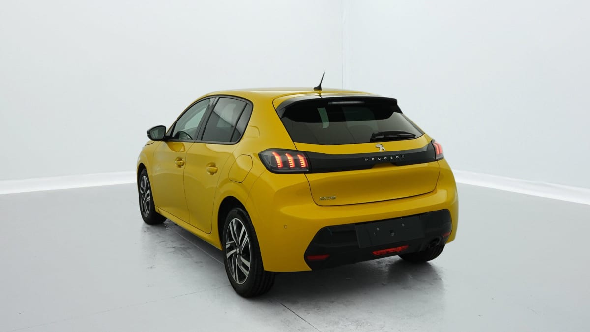 PEUGEOT 208 PURETECH 100 ALLURE
