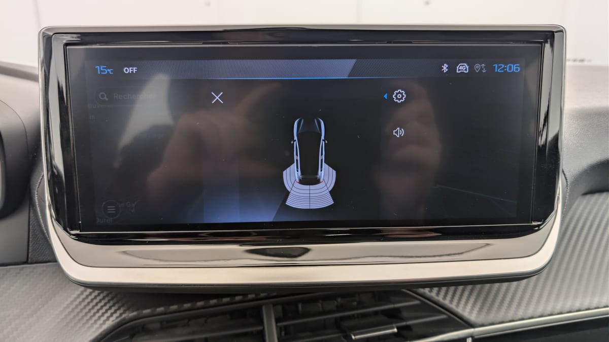 Peugeot 208 - Image 19