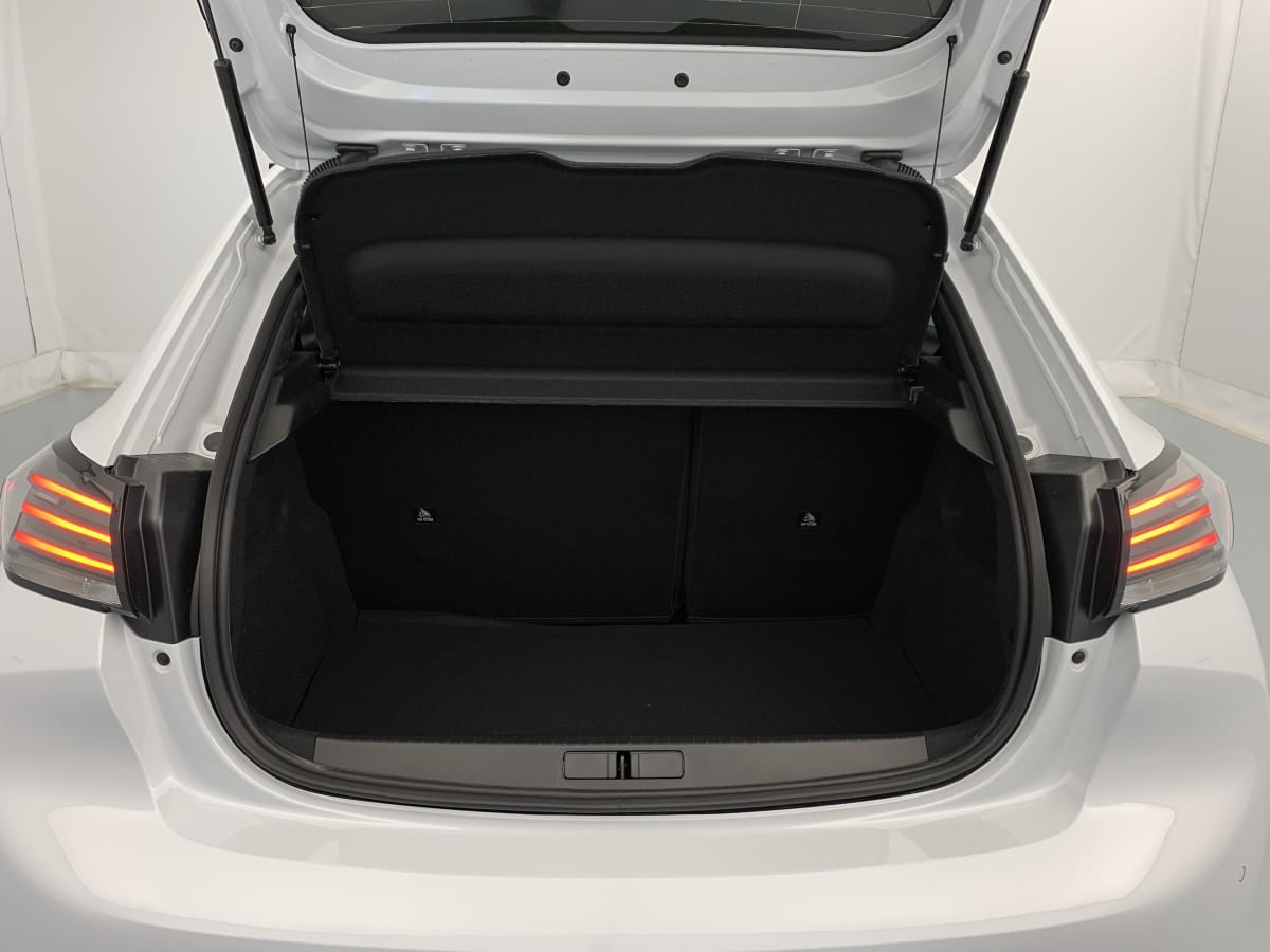 Peugeot 208 - Image 82