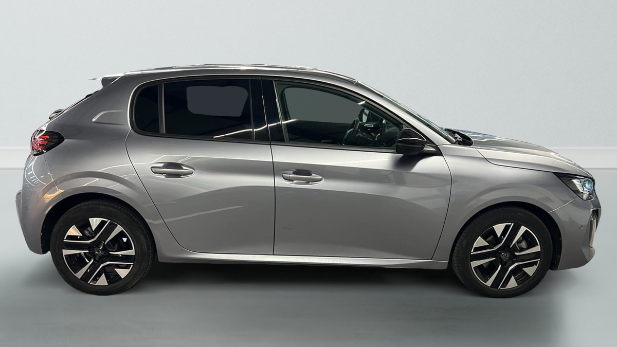 Peugeot 208 - Image 8