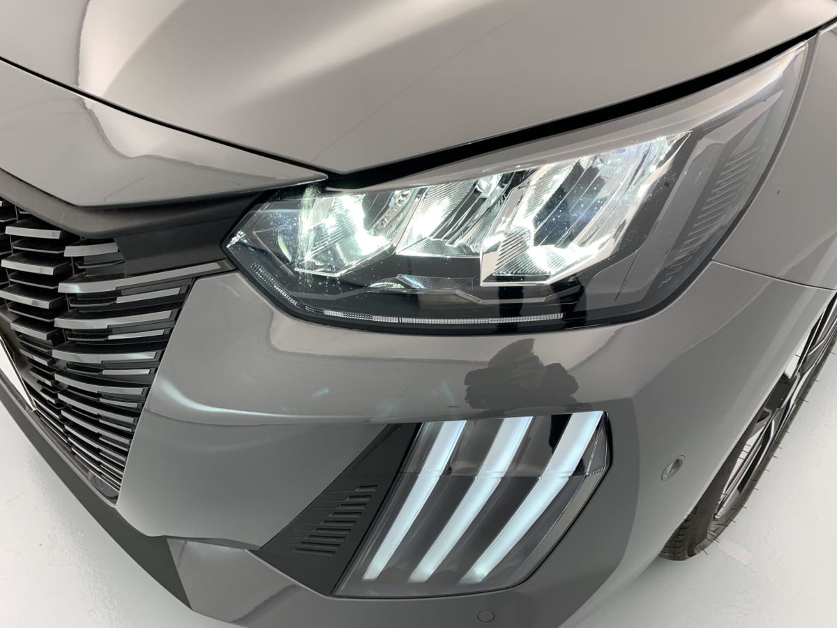 Peugeot 208 - Image 70