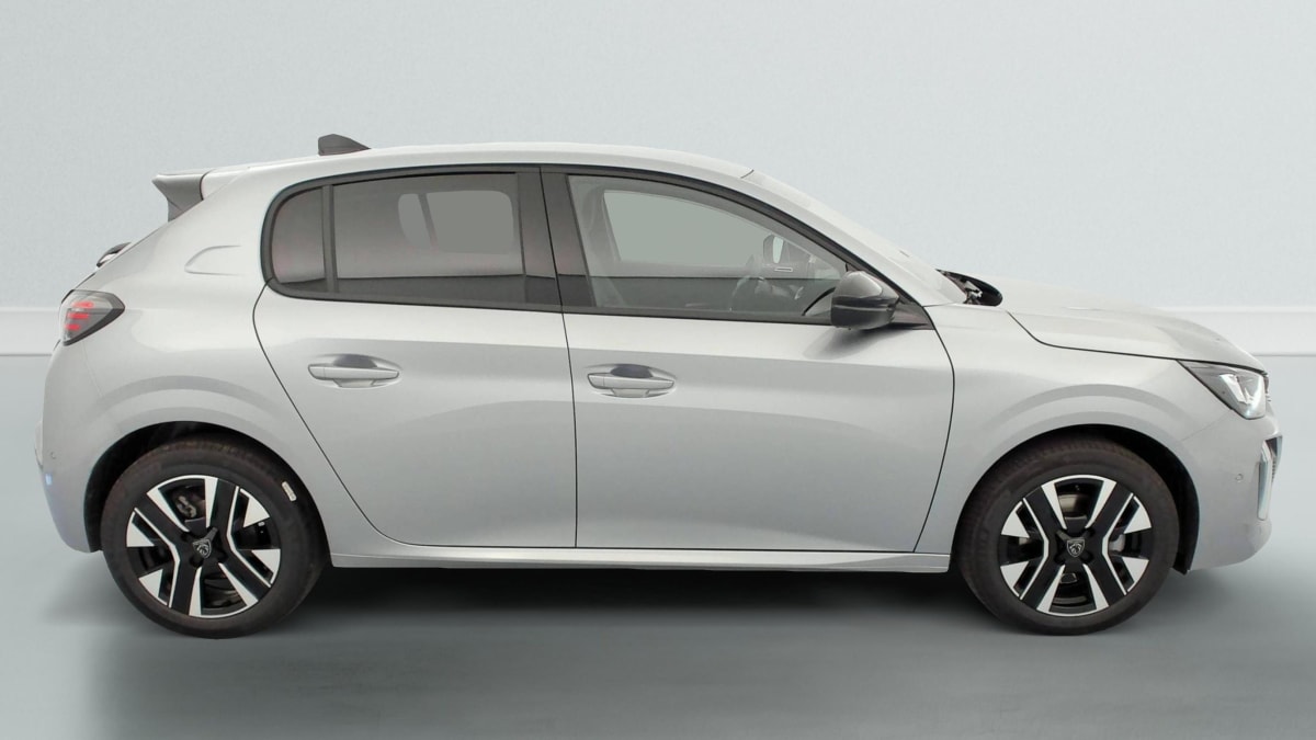 Peugeot 208 - Image 104