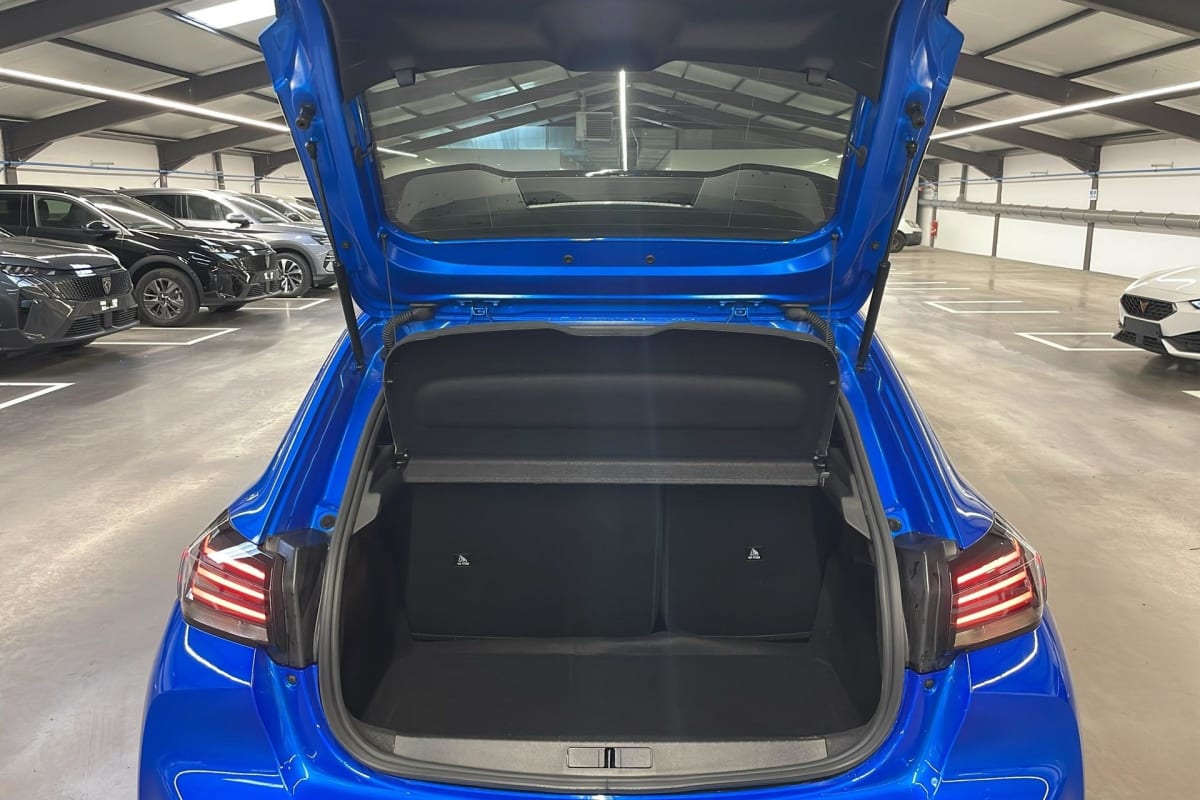 Peugeot 208 - Image 22