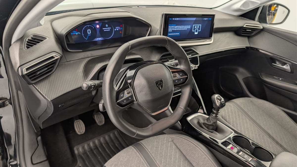 Peugeot 208 - Image 15