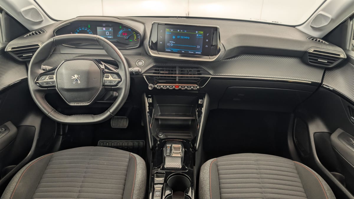 Peugeot 208 ELECTRIQUE - Image 13