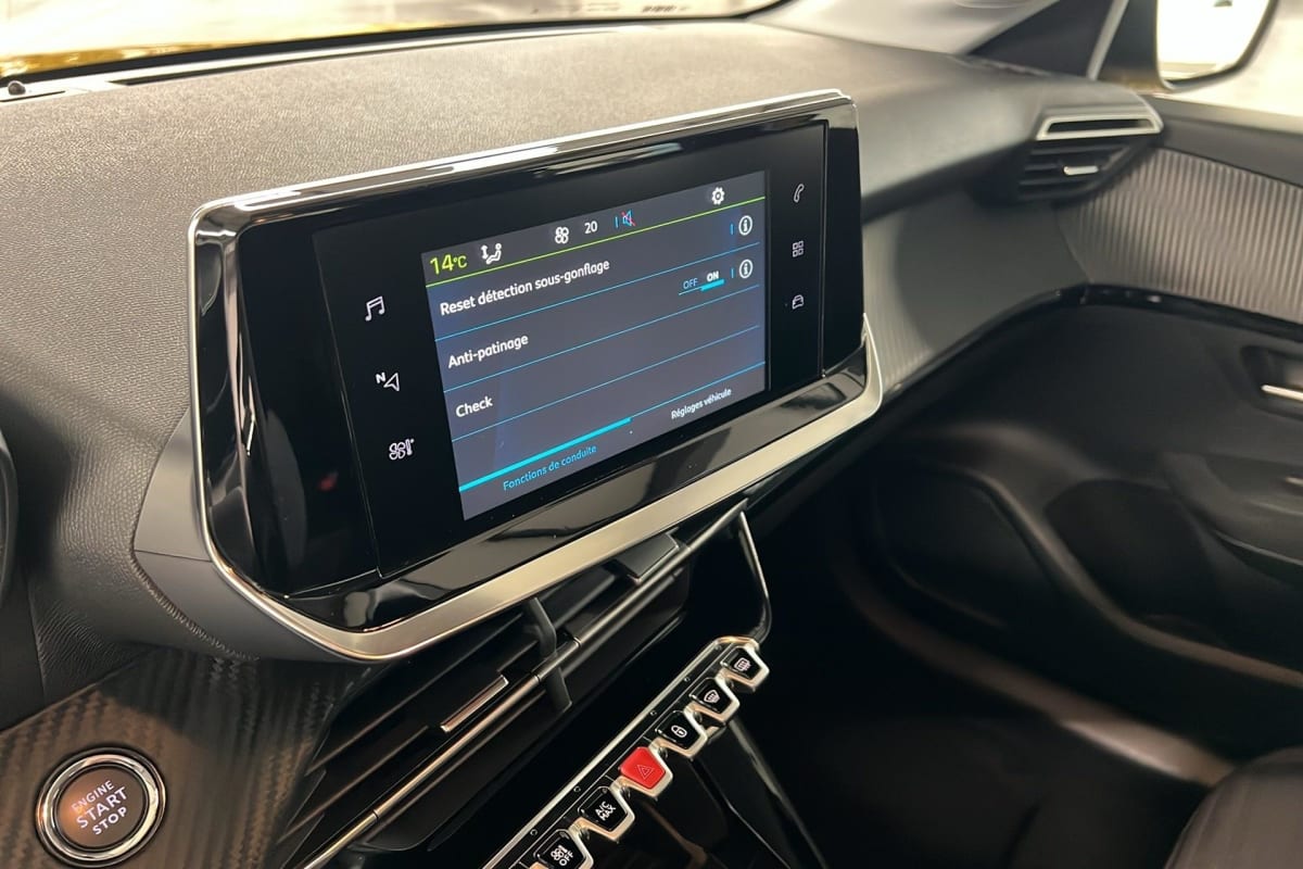 Peugeot 208 ELECTRIQUE - Image 17