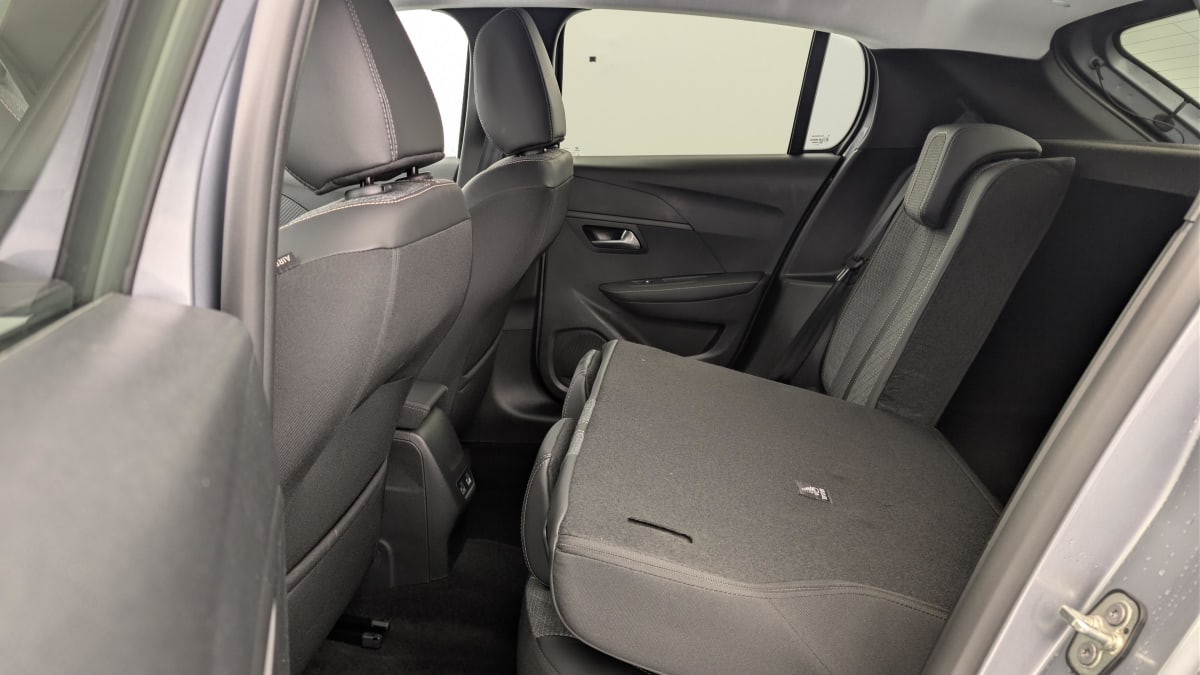 Peugeot 208 - Image 12
