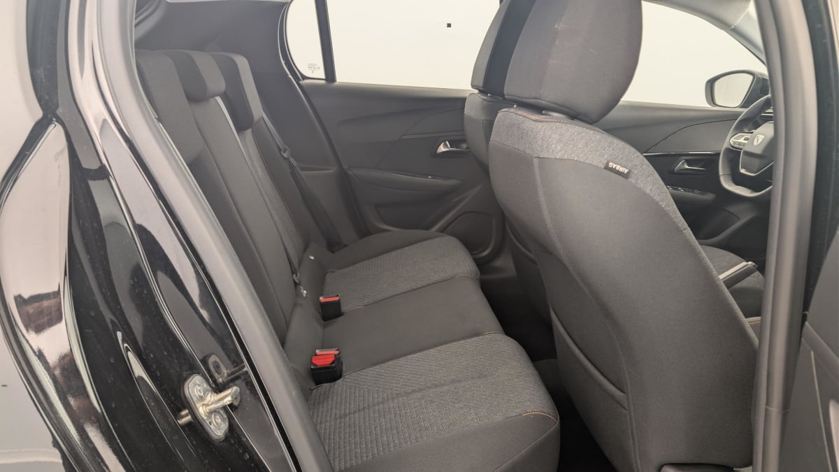Peugeot 208 - Image 10