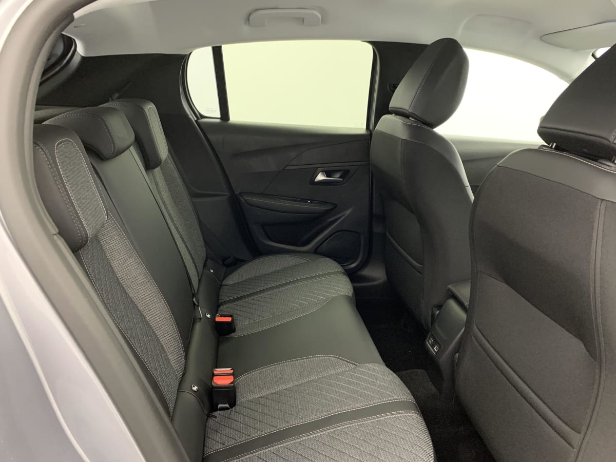 PEUGEOT 208 HYBRID 110 E-DCS6 ALLURE