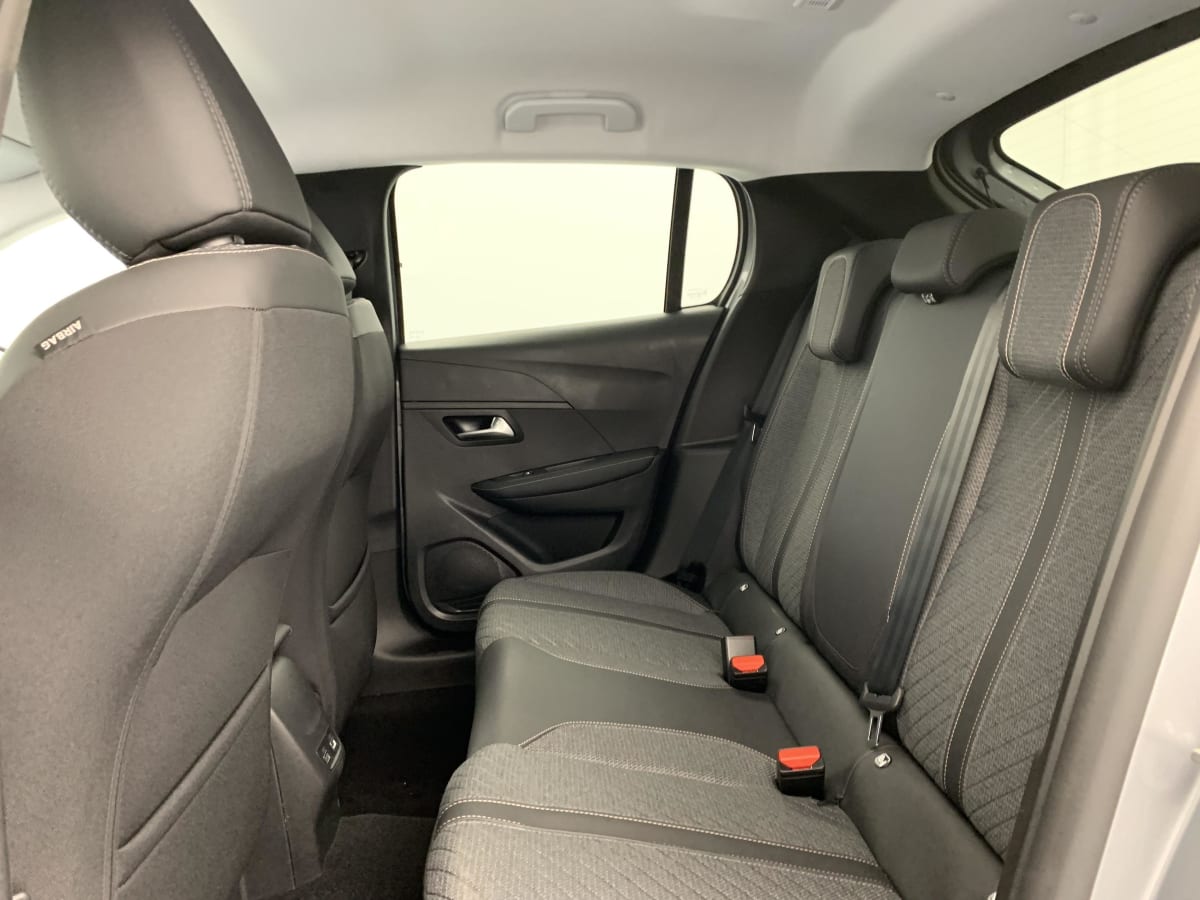 Peugeot 208 - Image 114