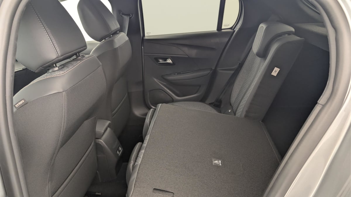 Peugeot 208 - Image 36