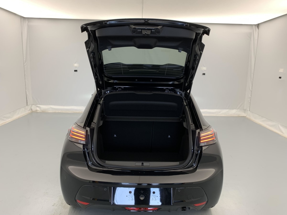 Peugeot 208 - Image 33