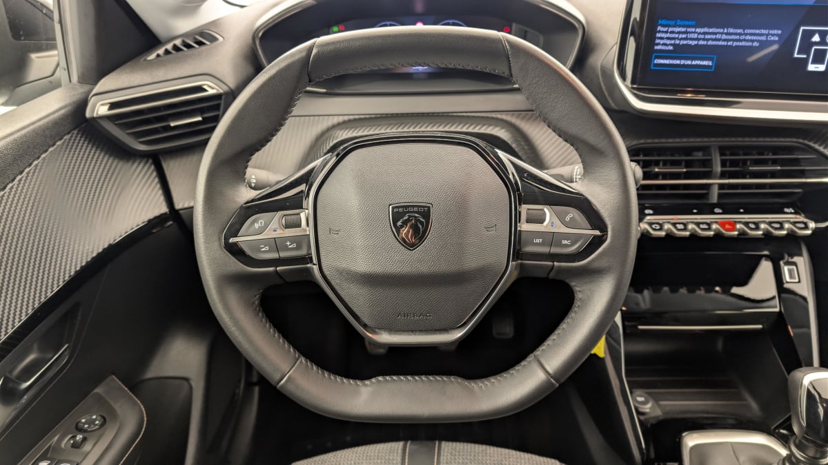 Peugeot 208 - Image 14